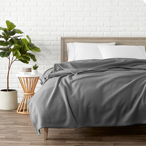 Manta de lana supersuave y ligera personalizada, manta de lana Polar sólida transpirable para cama - Product Image 1