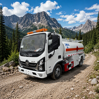 Camion-citerne Foton en acier au carbone de petite taille 5m³ 6m³ Diesel avec distributeur de carburant