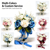 Bouquet de mariée bohème rétro avec roses artificielles couleur champagne et herbes séchées pour cérémonie de mariage en extérieur, mariée et demoiselles d'honneur