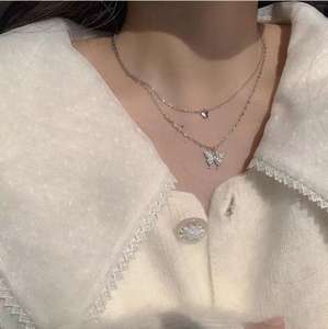 Mode Slub Chaîne Collier Femmes Simple Personnalité Alliage Collier Diamant Incrusté Double couche Papillon Collier - Product Image 5