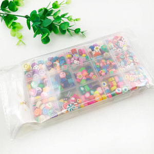 Perline all'ingrosso fai da te per bambini in età prescolare con diverse forme, colori e disegni stampati – Divertimento per i più piccoli con i amici durante il tempo trascorso a creare braccialetti fai da te - Product Image 5