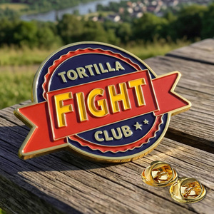 Pins de Esmalte Personalizados de Fábrica, de Aleación de Zinc Metálica, Chapados en Oro, con Diseño Divertido de Tortilla <span class=keywords><strong>Fight</strong></span> <span class=keywords><strong>Club</strong></span>, para Publicidad y Regalos - Product Image 1