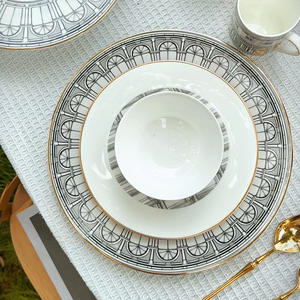 Vajilla de Porcelana Fina, Serie Castillo Europeo, Vajilla de Alto Valor, Exquisito Juego de Tazón y Cuchara con Diseño de Mariposa, para la Cena en el Hogar - Product Image 3