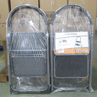 Vente directe d'usine échelle à 4 marches pour la maison échelle pliable en acier à usage domestique avec tapis antidérapant