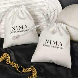 Pochette en coton recyclable avec cordon de serrage, impression sérigraphique de logo personnalisé, pour l'emballage de vêtements, les cadeaux promotionnels et les bijoux - Product Image 6