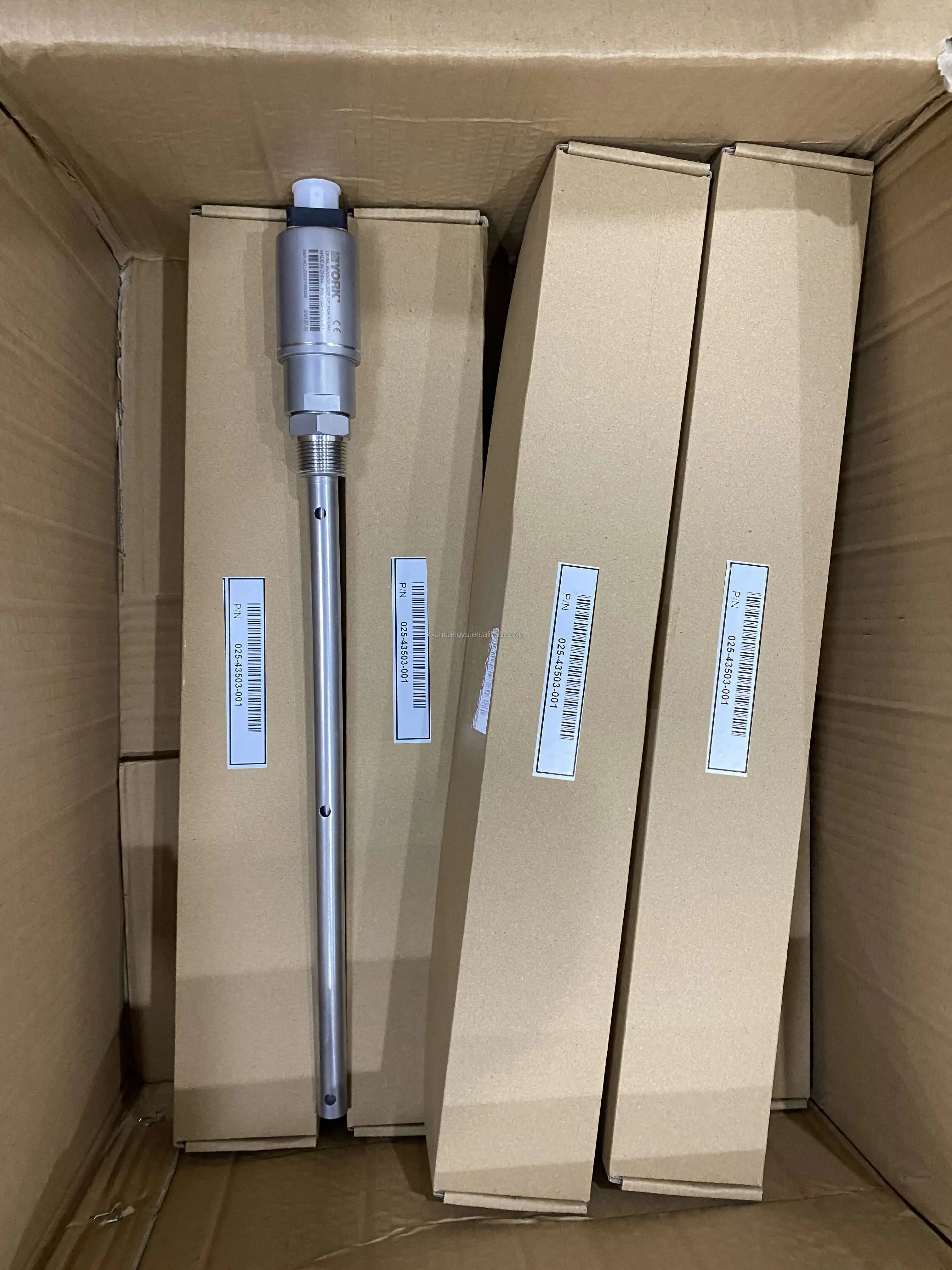 【ネット限定】 Chiller York Spare 025-43503-001 Sensor Level Liquid - Parts キーホルダー・アクリルキーホルダー