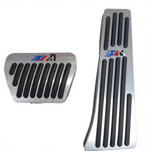 Kits de Interior de Luxo para BMW Série 1-8 GT/X3-X6/Z4, Capas de Pedais de Acelerador/Freio/Embreagem em Liga de Alumínio, LOGO 2018-2026 - Product Image 3