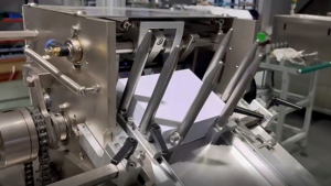 Máquina Encartonadora Horizontal Automática Estándar GMP con Sistema de Alimentación Utilizada para Encartonar Botellas de Líquido Oral - Product Image 6