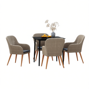 Conjunto de Comedor de Jardín de Ratán para 4 Personas, Muebles de Exterior con Cojines, Diseño Contemporáneo para Entretenimiento en el Jardín - Product Image 1