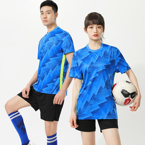<span class=keywords><strong>Outlet</strong></span> di Fabbrica: Set Personalizzato OEM di Abbigliamento Sportivo da <span class=keywords><strong>Calcio</strong></span>, Maglia e Pantaloncini Traspiranti e Antirughe per Club e Tifosi - Product Image 5