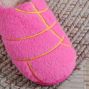Pantoufles pour femmes et hommes, pantoufles unisexes en mousse à mémoire de forme à fausse fourrure rose et chaude - Product Image 3