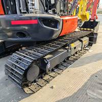 Excavatrice hydraulique U55 d'occasion du Japon avec pince, capacité de godet de 0,16 m³, poids opérationnel de 5,5 tonnes, moteur, patins en caoutchouc - Prix