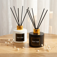 Bouteilles en verre de luxe en gros pour diffuseurs, emballages cosmétiques vides avec bouchons à vis dorés et noirs pour la décoration intérieure