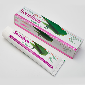 Dentifricio alle Erbe con Formula a Base di Estratti Vegetali, Allevia <span class=keywords><strong>la</strong></span> <span class=keywords><strong>Sensibilità</strong></span> <span class=keywords><strong>dei</strong></span> <span class=keywords><strong>Denti</strong></span> per una Cura Quotidiana Delicata e Protezione Naturale della Salute Orale - Product Image 6