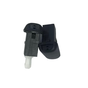 Boquillas de Lavaparabrisas Ford CJ5417666AB CJ5Z17603A Mecánicas de Plástico para Escape Edge Kuga 2013 2019 - Product Image 3