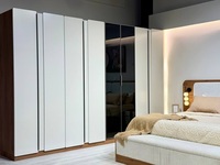 Ensemble de chambre à coucher moderne haut de gamme en MDF avec lit, tables de chevet, coiffeuse et armoire