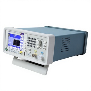 Générateur de fonctions et de formes d'onde arbitraires Tektronix Afg1022/afg1062 à double canal, 60 MHz, 1 mVpp, 1 Hz, 230x110x306 mm - Product Image 2