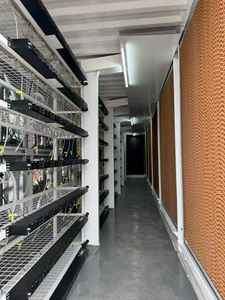 ตู้คอนเทนเนอร์เซิร์ฟเวอร์ระบบระบายความร้อนแบบกำหนดเองได้  แบบออลอินวัน ขนาด 40 ฟุต 20 ฟุต 480 โวลต์ ระบบระบายความร้อนด้วยอากาศแบบโมดูล - Product Image 5