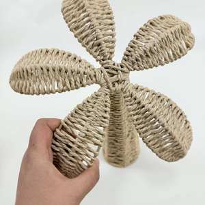 Décoration Tropicale Art Déco en Fibres Naturelles Tressées à la Main, Motif Palmier, Écologique, Idéale pour les Fêtes - Meilleures Ventes - Product Image 6