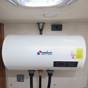 Chauffe-eau solaire photovoltaïque durable en acier inoxydable, capacité de 80 L, étanche IPx4 pour une utilisation en extérieur, maisons, hôtels - Product Image 3