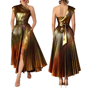 Vestido de un solo hombro con abertura dorada y pliegues, falda amplia, cuello diagonal, 2026 - Product Image 6