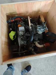 Motor diésel Yanmar 3TNV82A original usado para maquinaria de ingeniería en excelentes condiciones de funcionamiento a la venta. - Product Image 2