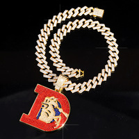 Collar con colgante de caballo con letra D inspirado en equipos, de aleación con pedrería, estilo Hip Hop, listo para enviar, joyería personalizada al por mayor
