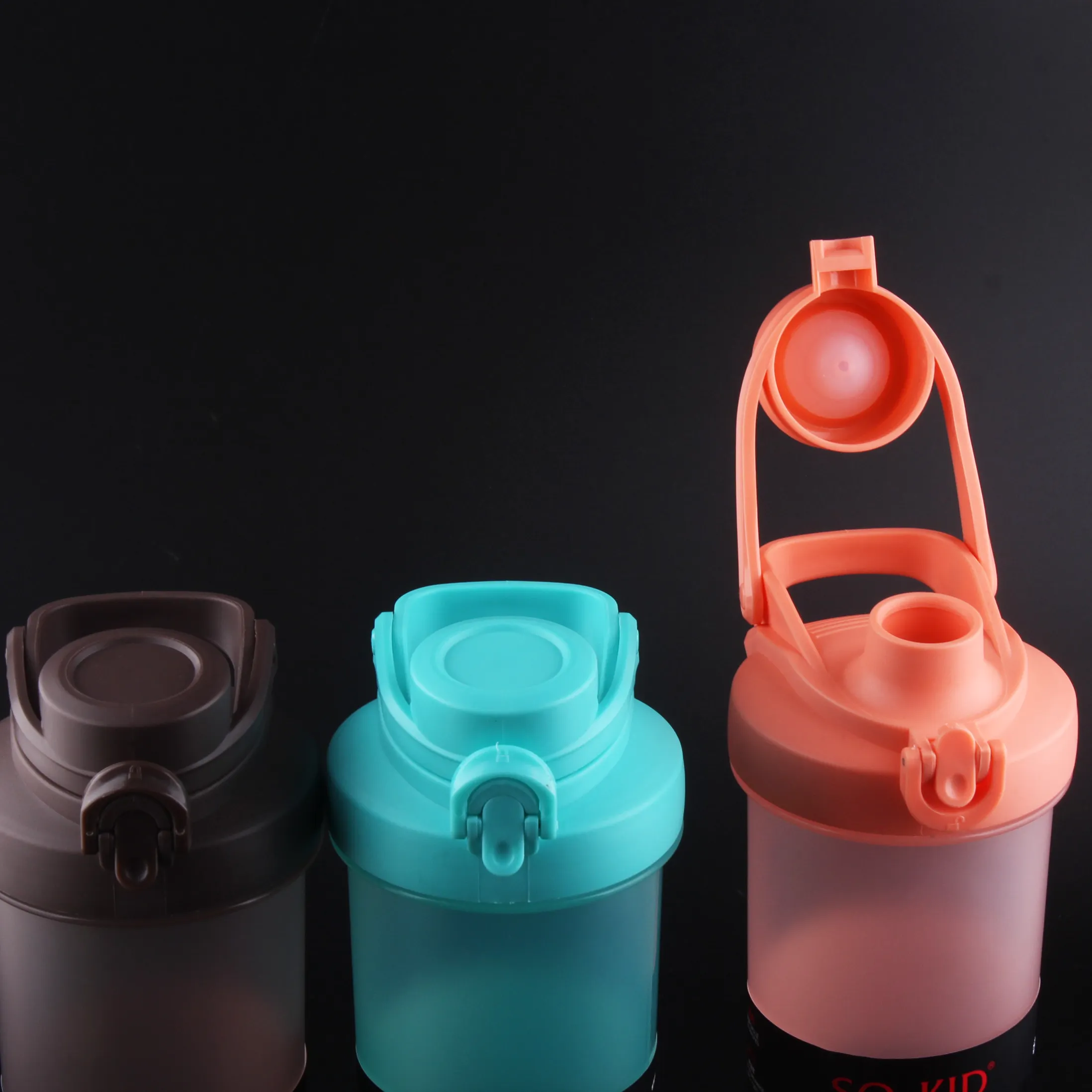 BPAフリー大容量ロック多機能プロテインシェーカープラスチックシェイクボトル