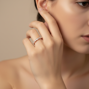 แหวนเพชรแท้ทองคำขาว 18K ดีไซน์วินเทจเรียบหรู ซ้อนกันได้ สวมใส่ได้ทุกวัน ลดราคาพิเศษสำหรับผู้หญิง ขายส่งเครื่องประดับ - Product Image 5