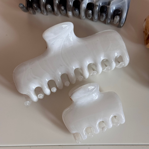 مشابك شعر كبيرة 9.5 سم بتصميم ألوان الحبر، مشابك شعر نسائية راقية من البلاستيك، مشبك شعر كوري للشعر الكثيف - Product Image 4