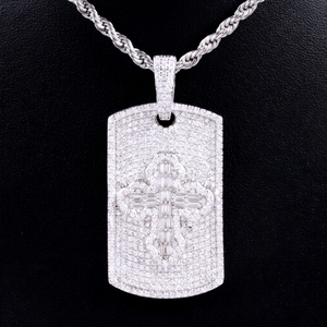 Collier pendentif croix hip-hop en argent 925 plaqué or avec chaîne en corde et diamants moissanite baguette VVS glacés, vente chaude - Product Image 1