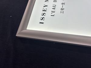 Marco de Fotos LED para Póster de Cine de 27x40 Pulgadas, para Montar en la Pared, Caja de Luz de Aluminio para Exhibición de Imágenes Publicitarias - Product Image 6