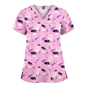 Ensemble d'uniformes médicaux pour femmes avec impression intégrale, haut de blouse de dessin animé, haut de blouse médical classique à col en V, haut de blouse médical personnalisé - Product Image 4