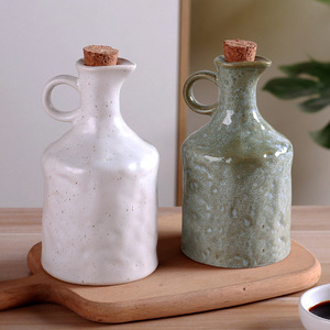 Bouteille d'huile créative rétro de 400 ml, pot en céramique <span class=keywords><strong>pour</strong></span> sauce, huile, <span class=keywords><strong>vinaigre</strong></span> avec bouchon en liège <span class=keywords><strong>pour</strong></span> la cuisine, la maison, pot en céramique <span class=keywords><strong>pour</strong></span> sauce soja - Product Image 3