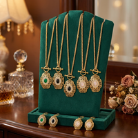 Parure de bijoux vintage avec pendentif ovale creux et pierres précieuses, collier et boucles d'oreilles pendantes en acier inoxydable plaqué or 14K PVD, style rétro.