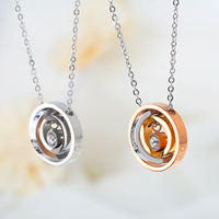 Nouveau collier en strass cercle à trois couches pendentif imbriqué je t'aime maman collier porte-bague en acier inoxydable avec cristal