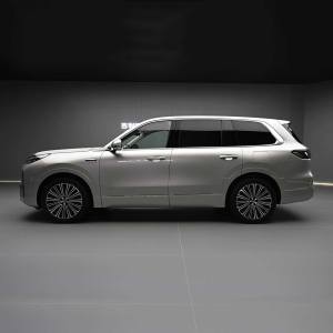 2025新吉利银河M9大尺寸舒适SUV混合动力电动汽车2WD/4WD大尺寸商务车6座豪华车 - Product Image 2