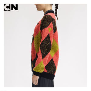 Suéter con Certificación BSCI, Fabricante de Suéteres, Logotipo Personalizado, Suéter Cárdigan de Punto con Diseño de Rombo, de Lana de Alpaca Cepillada para Mujer, para Otoño e Invierno - Product Image 4