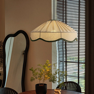 <span class=keywords><strong>Lustre</strong></span> suspendu en tissu à bords festonnés, style vintage, plissé, avec garniture vert foncé, pour chevet, salle à manger, îlot de cuisine - Product Image 3