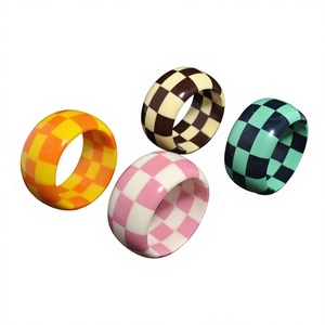 Brazalete de resina acrílica rosa geométrico elegante, estilo hiperbólico, pulseras de resina gruesas, joyería moderna para fiestas y bodas para mujeres - Product Image 5