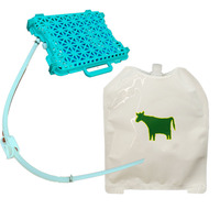 Sac de colostrum 2,5L 4L avec interface spirale, pochette autoportante en plastique de qualité alimentaire pour l'alimentation des veaux, fournitures pour fermes laitières