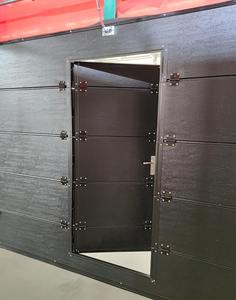 <span class=keywords><strong>Puerta</strong></span> <span class=keywords><strong>de</strong></span> <span class=keywords><strong>Garaje</strong></span> Automática Moderna <span class=keywords><strong>con</strong></span> <span class=keywords><strong>Acceso</strong></span> <span class=keywords><strong>Peatonal</strong></span> - Product Image 5