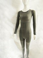 Combinaison moulante professionnelle pour femme