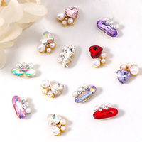 Vente en gros de breloques pour ongles en forme de cœur irisé de la marque YUCAGCI, en alliage et strass, accessoires pour nail art 3D DIY, modèle YUCAGCI 3448