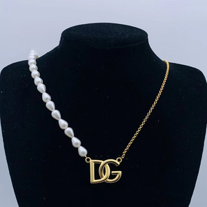 Collier de Créateur de Luxe Inspiré des Lettres DG en Or 18k Élégant et Tendance pour Femme - Product Image 6