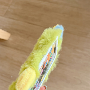 IVANHOE  Green <span class=keywords><strong>Monster</strong></span> Compatible avec Apple 17promax 16pro/15 14 13 Coque en peluche avec support Pura70/80 Ensemble pour femmes - Product Image 4
