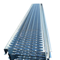 Grille de sécurité antidérapante en aluminium au design moderne pour passerelles, marches d'escalier métalliques et revêtements de toiture et de sol, durable