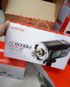 Godox Wistro AD600BM Bowens Mount HSS 1/8000S Lampu Kilat Luar Ruangan dengan 2.4G X System Build-In 8700MAh Tas Gratis Baterai Li-on