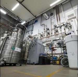 Générateur de LHe fiable 10-373 K Système de liquéfaction et de purification de gaz hélium avec système de contrôle - Product Image 4