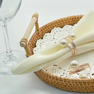 Vente en gros Anneaux de serviette annulaires avec perle or argent Anneaux de serviette pour décoration de table de mariage Anneaux de serviette en perle